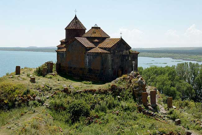 Монастырь Айраванк Монастырь Айраванк