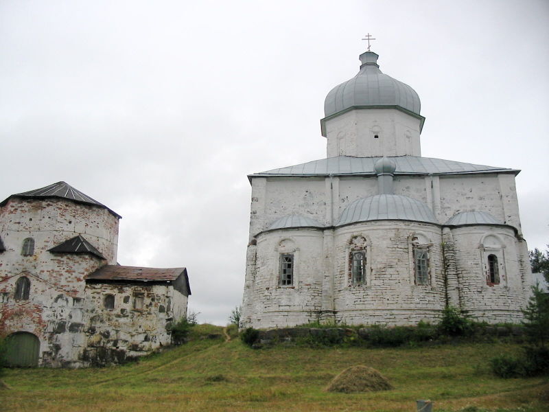 Строения монастыря