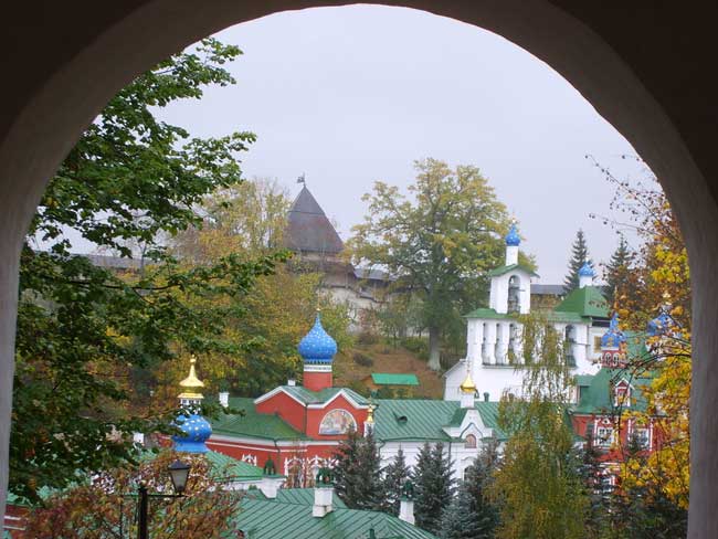 Псково-Печерский монастырь Псково-Печерский монастырь