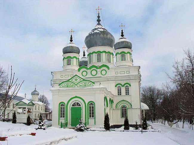 Параскево-Вознесенский женский общежительный монастырь в с. Пайгарма Параскево-Вознесенский женский общежительный монастырь в с. Пайгарма