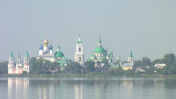 Спасо-Яковлевский монастырь в г. Ростов Великий Спасо-Яковлевский монастырь в г. Ростов Великий