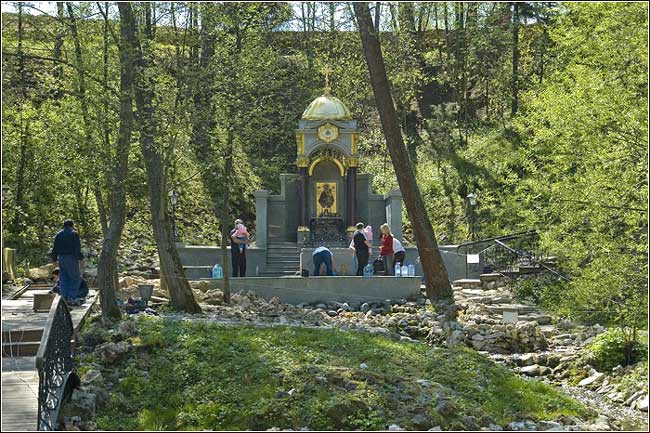 Святой источник преподобного Давида в с. Талеж Святой источник преподобного Давида в с. Талеж