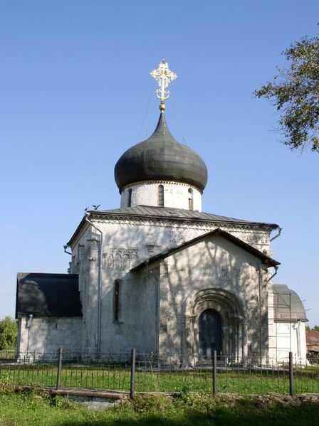 Георгиевский собор в г. Юрьев-Польский Георгиевский собор в г. Юрьев-Польский